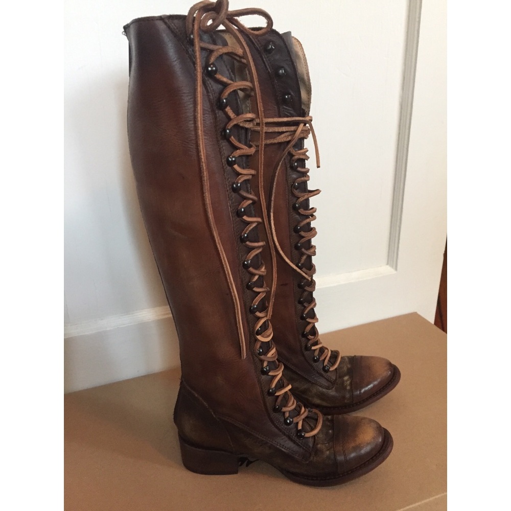 Freebird by Steven Arlo boot   Size 6